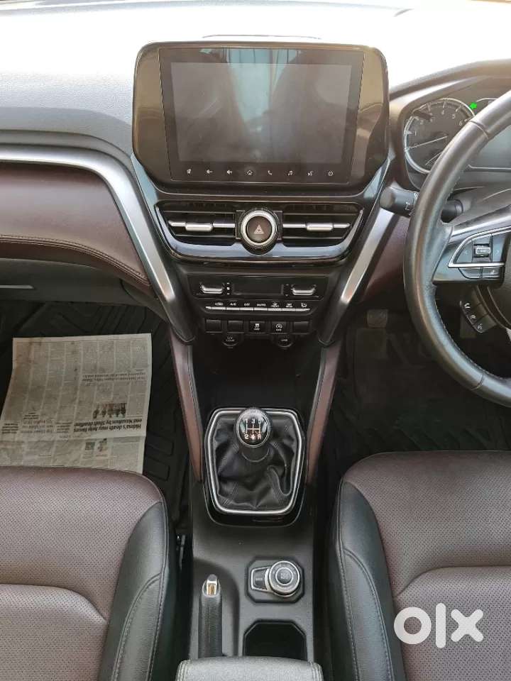 Maruti Suzuki Grand Vitara 1.5 Alpha Smart Hybrid Allgrip, 2022, Pet..