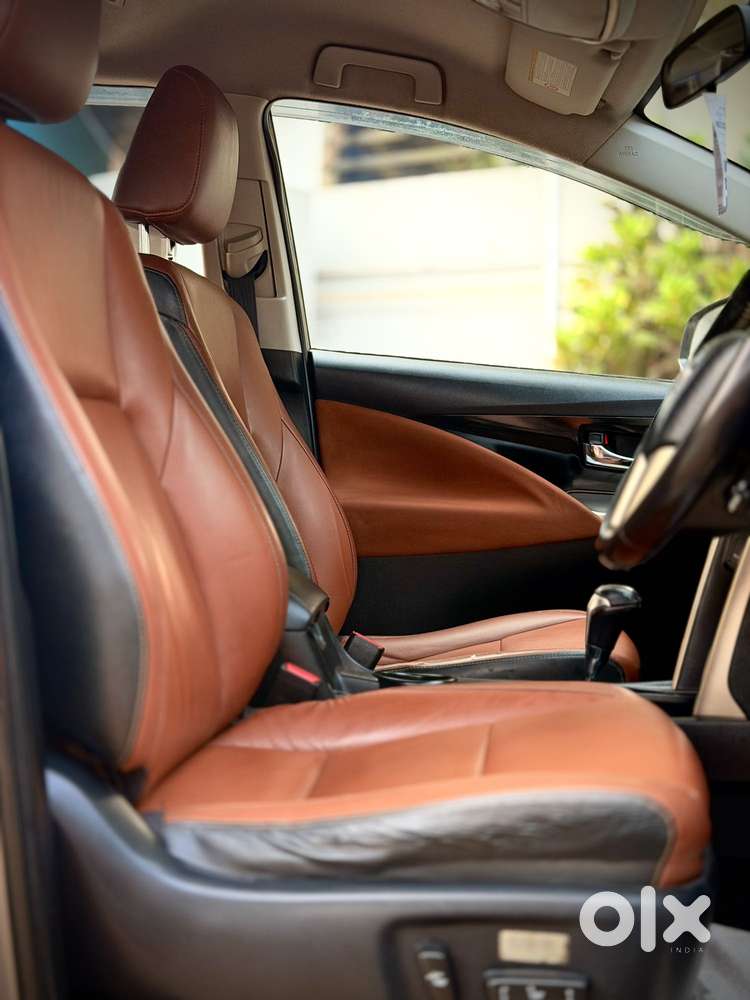 Toyota Innova Crysta 2.8z Automatic, 2017, Diesel