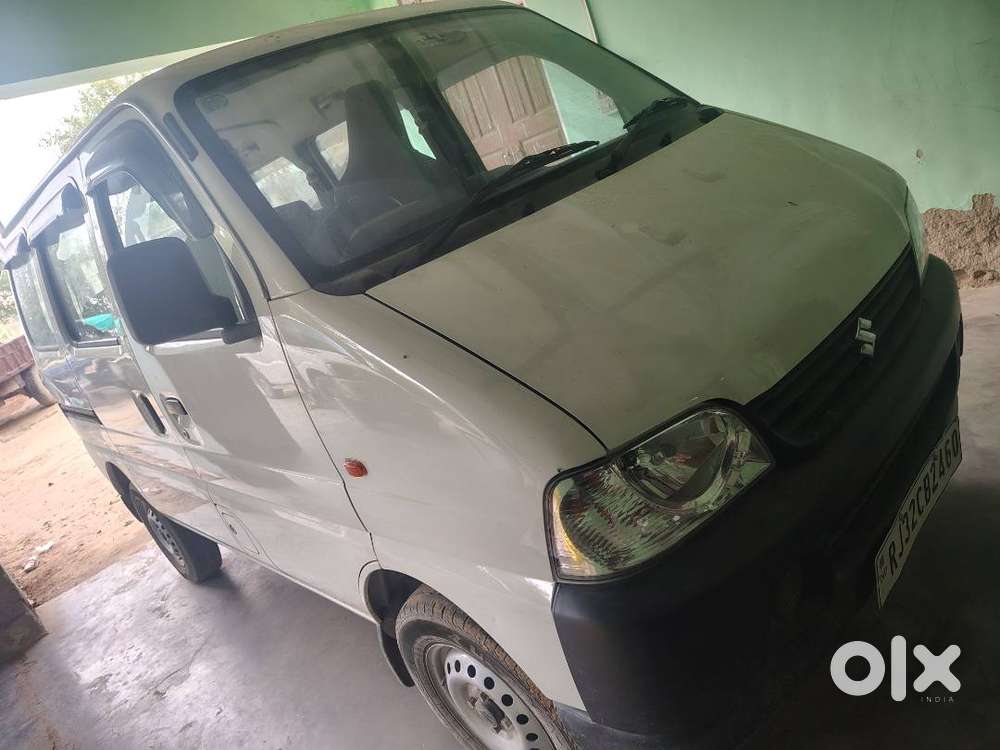 Maruti Suzuki Eeco 2025 Cng & Hybrids 30000 Km Driven