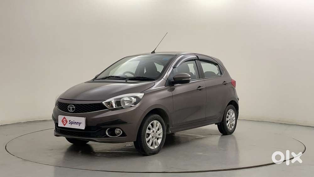 Tata Tiago Xza, 2017, Petrol