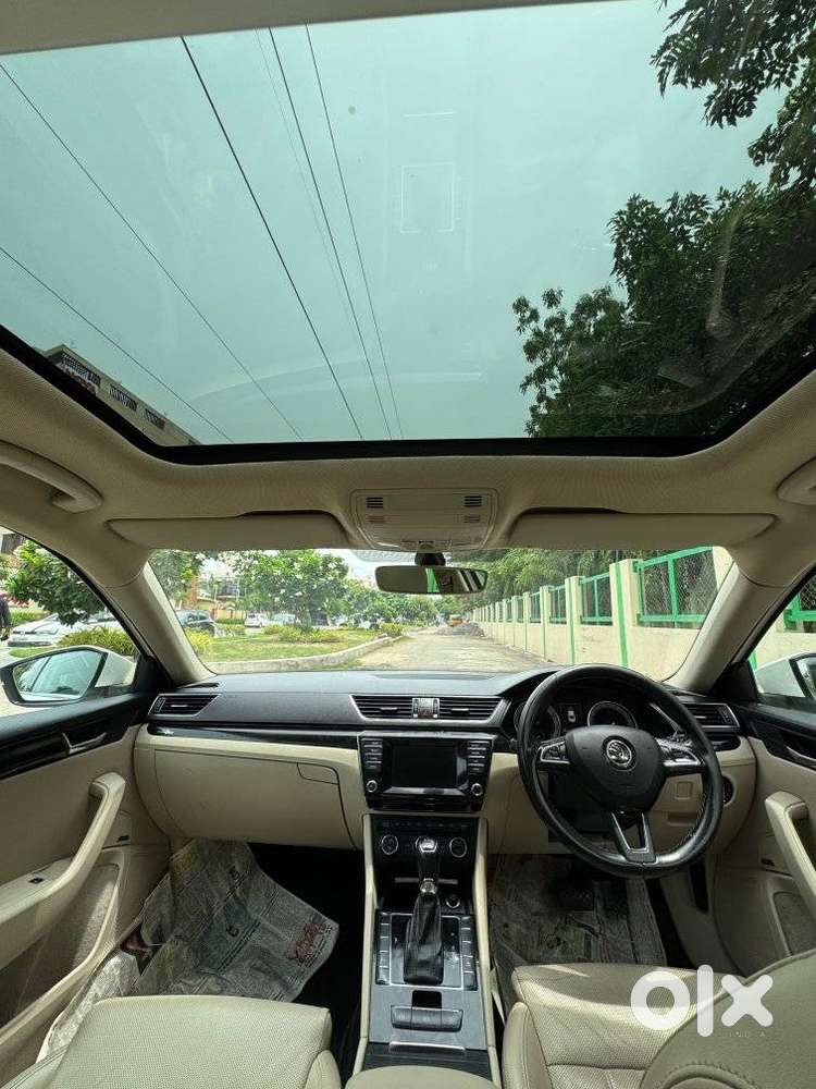 Skoda Superb Lk 1.8 Tsi At, 2016, Petrol