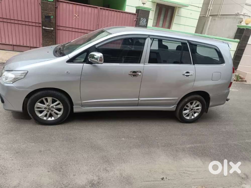 Toyota Innova 2.5 Gx 8 Str Bs-iii, 2015, Diesel
