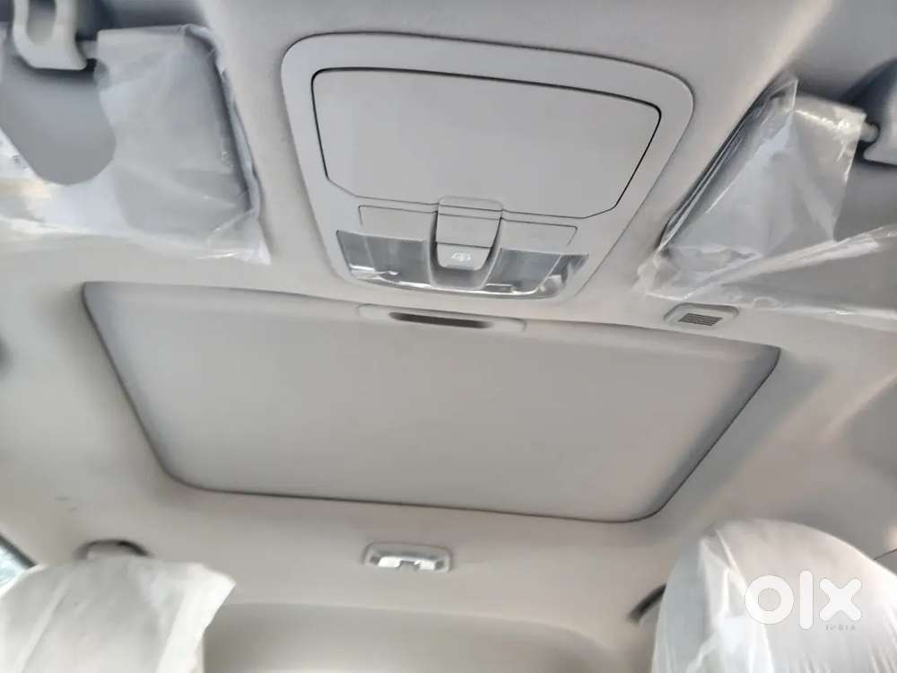 Mahindra Xuv300 W8(o) Diesel Manual