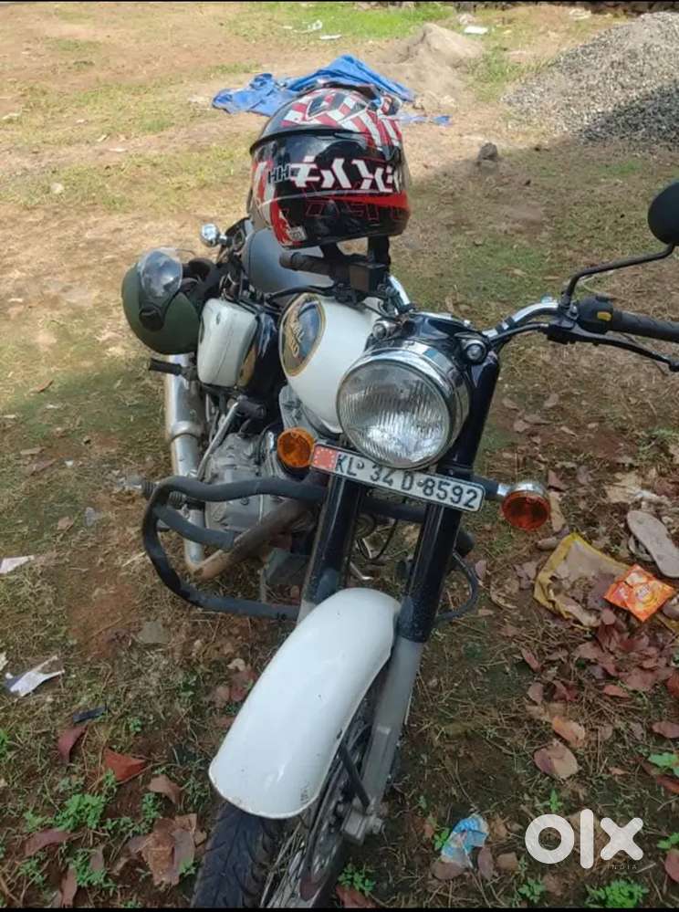 Fuel Tank Royal Enfield Classic 350 Mileage 2016 Royal Enfield - Main Image