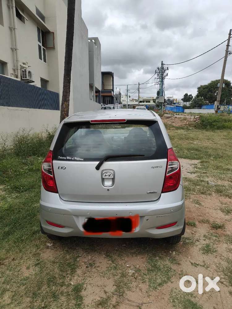 Hyundai I10 Sportz Automatic  2013  48,000 Km  Excellent Condition