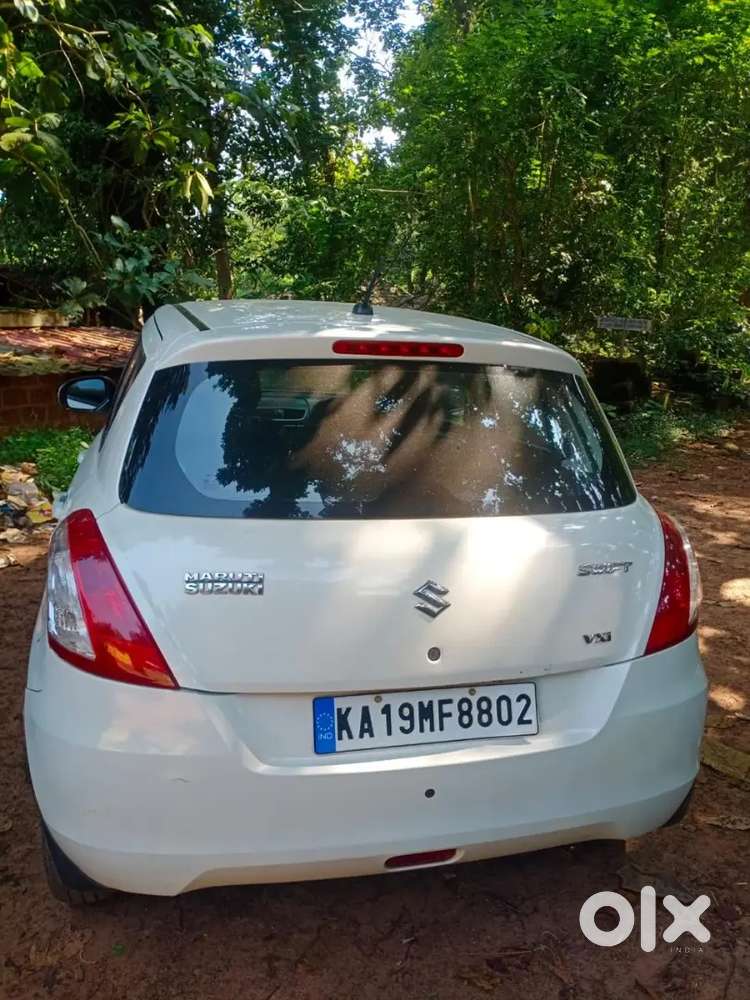 Maruti Suzuki Swift 2016 Petrol 140000 Km Driven