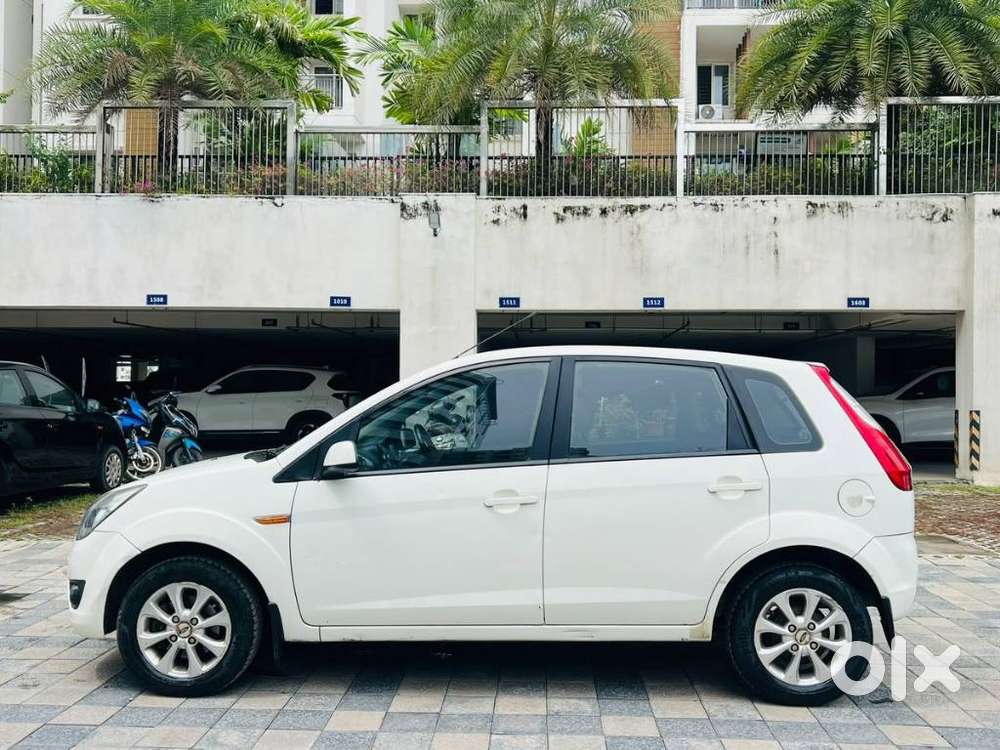 Ford Figo Diesel Titanium, 2010, Diesel