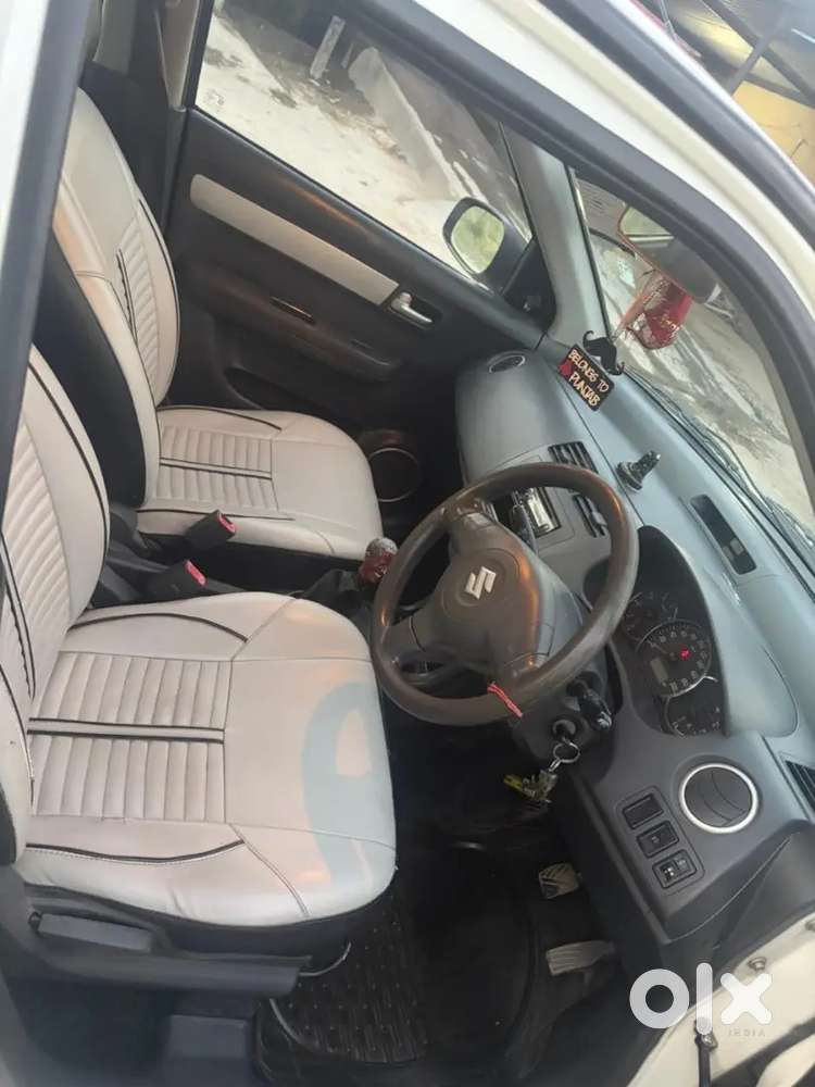 Maruti Suzuki Swift 2011