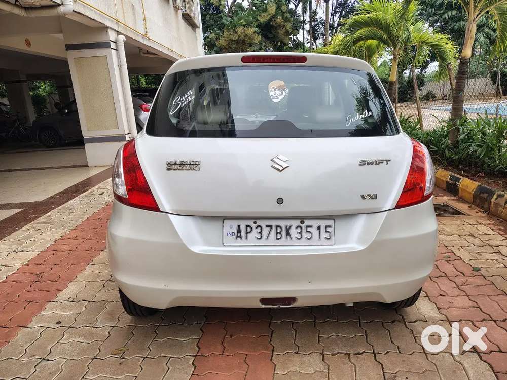 Maruti Suzuki Swift 2012 Petrol In Good Condition, Well Maintained