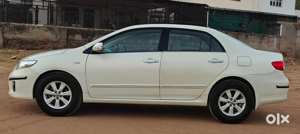Toyota Corolla Altis 2010-2013 G, 2013, Petrol