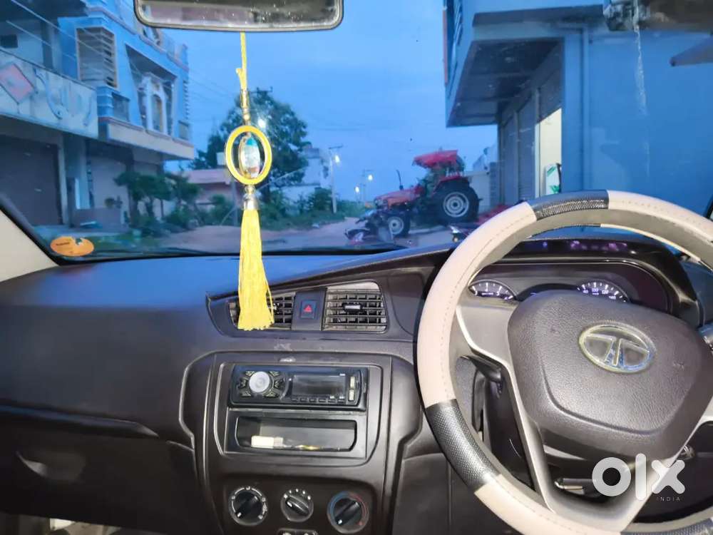 Tata Bolt 1.2 Xe 2019