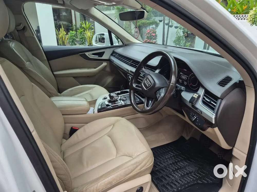 Audi Q7 2016 Technology