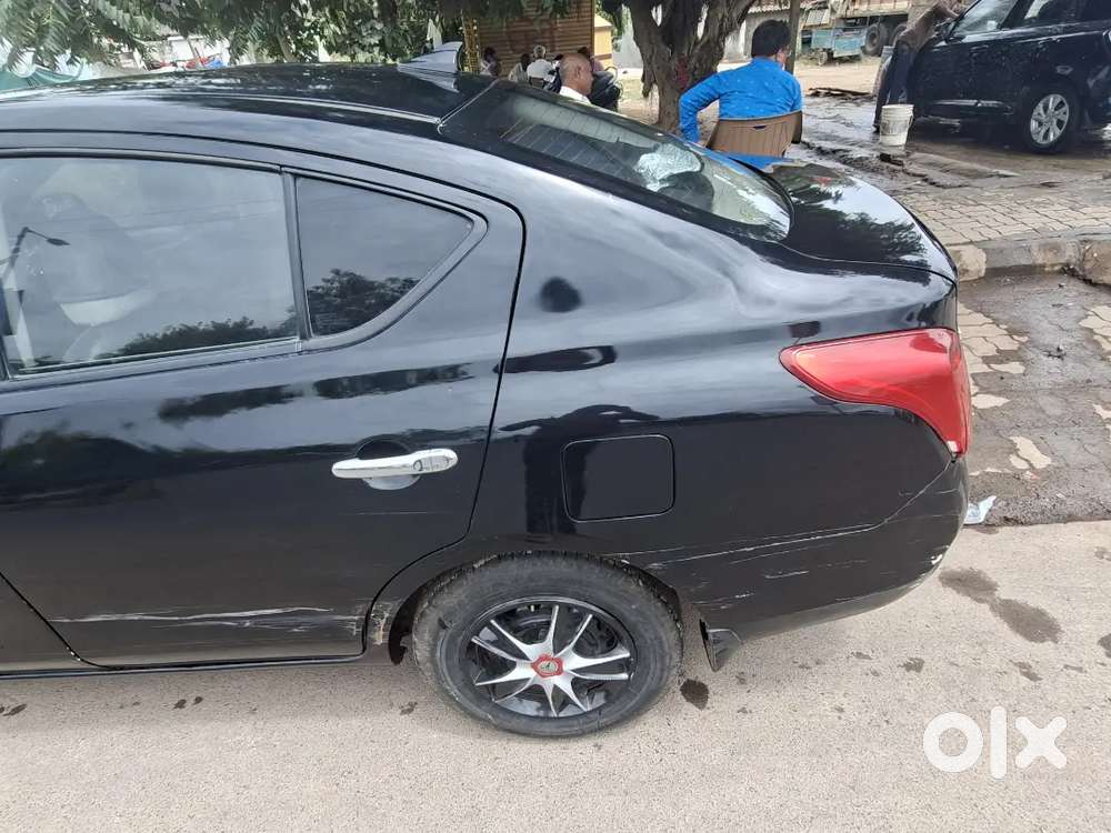Nissan Sunny Petrol 2012
