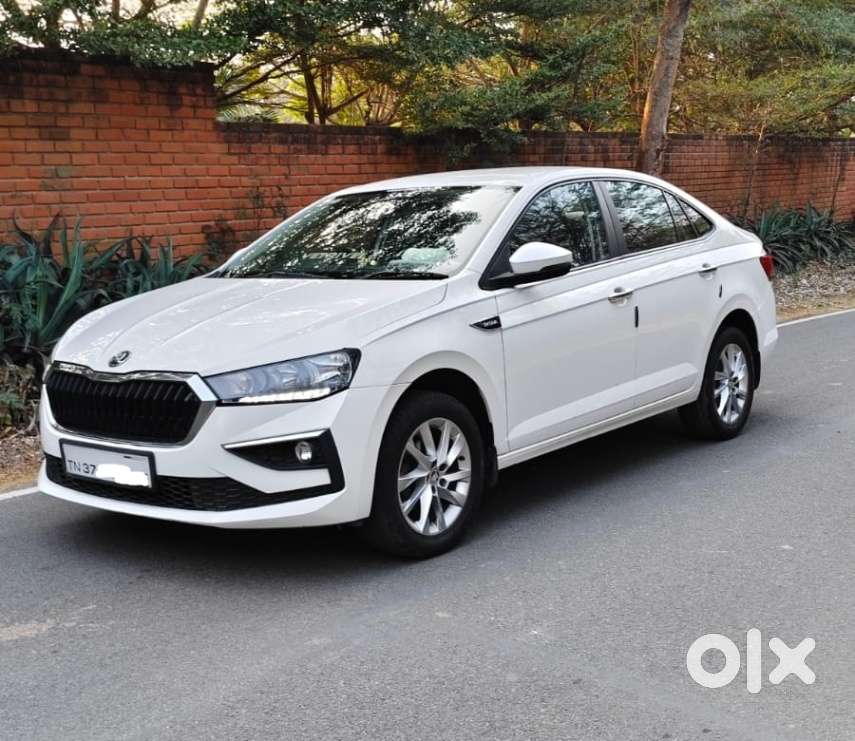 Skoda Slavia 1.0 Ambition Tsi, 2022, Petrol
