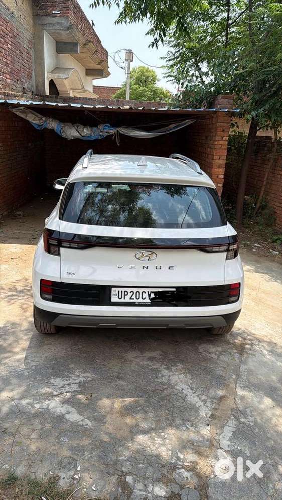 Hyundai Venue 2025 Petrol Good Condition