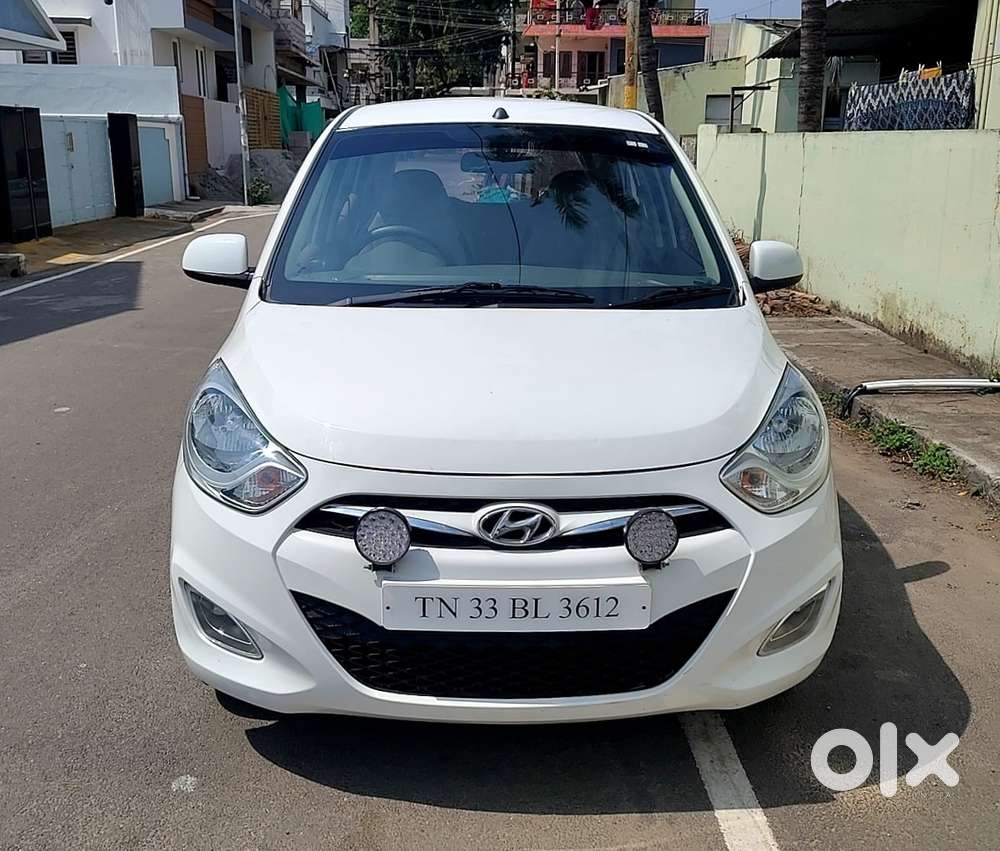 Hyundai I10 Sportz, 2016, Petrol
