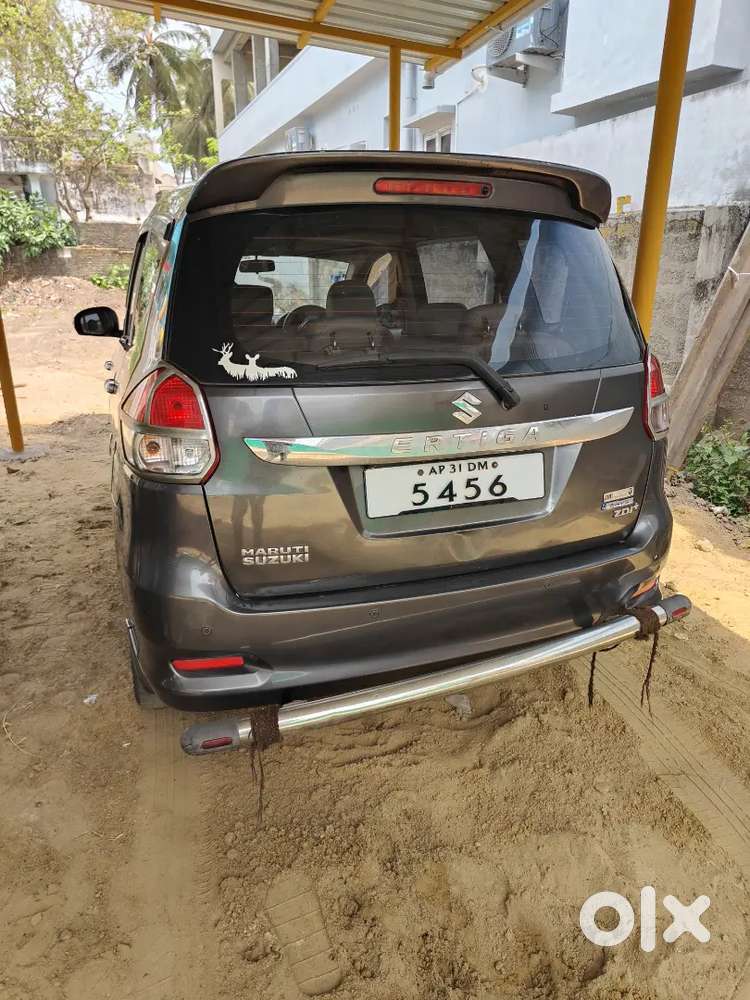 Maruti Suzuki Ertiga 2016 Diesel 178500 Km Driven