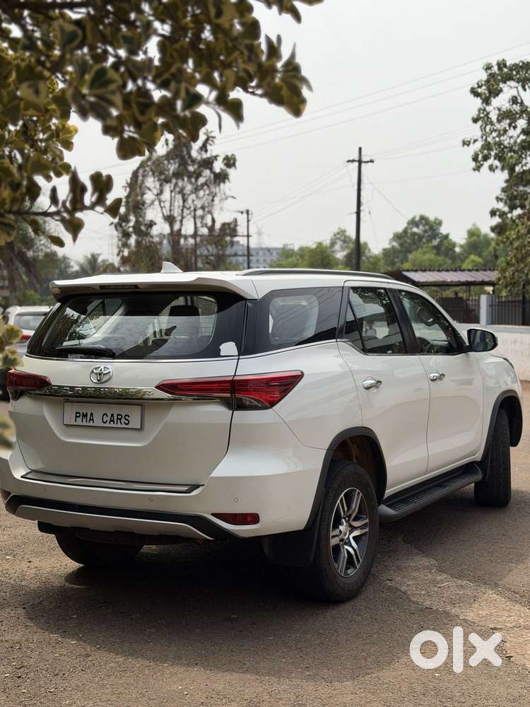 Toyota Fortuner [2021-ongoing] 2.8 2wd Diesel Mt, 2020, Diesel