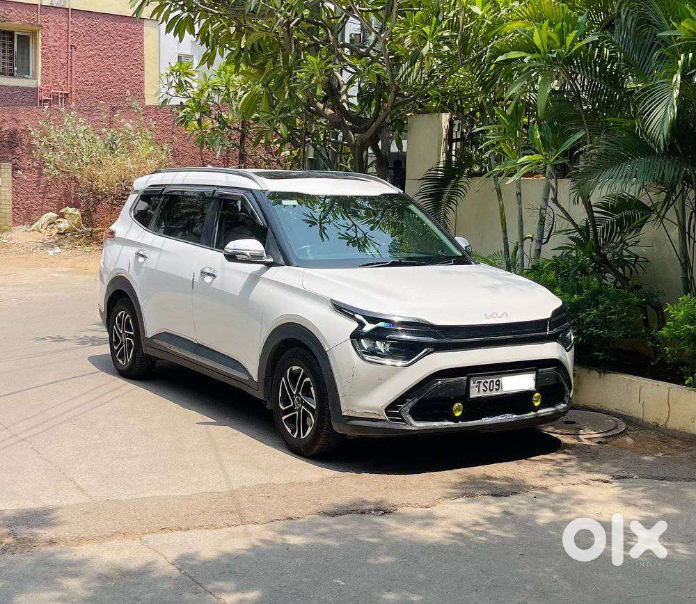 Kia Carens 1.5 Luxury Plus Diesel At 6 Str, 2023, Diesel