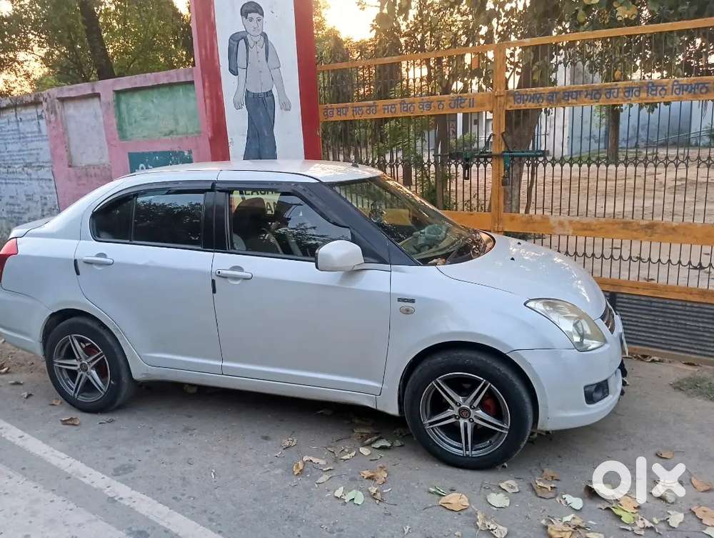 Maruti Suzuki Dzire 2011 Diesel Manual