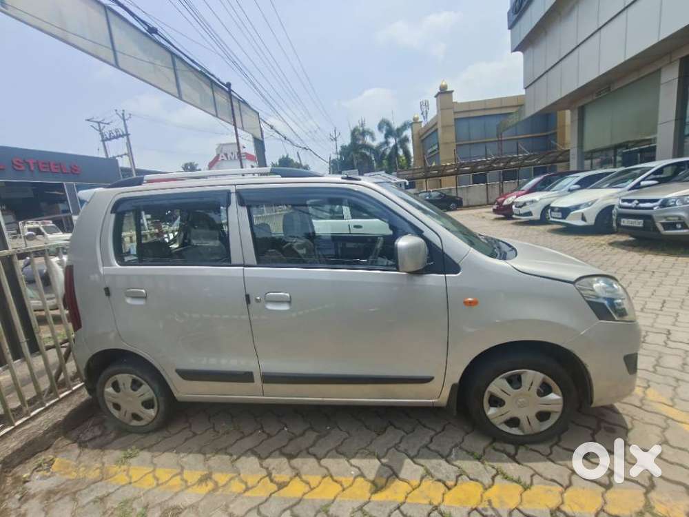 Maruti Suzuki Wagon R 1.0 Vxi Amt, 2016, Petrol