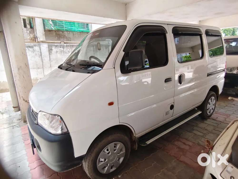 Maruti Suzuki Eeco Ac Cng 2025