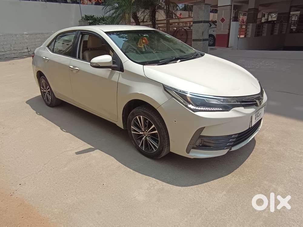 Toyota Corolla Altis 2013-2017 Vl At, 2017, Petrol