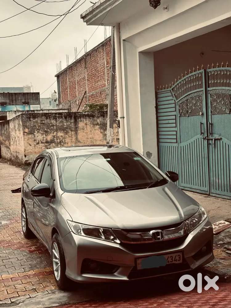 Honda City 2016 Cng & Hybrids Well Maintained
