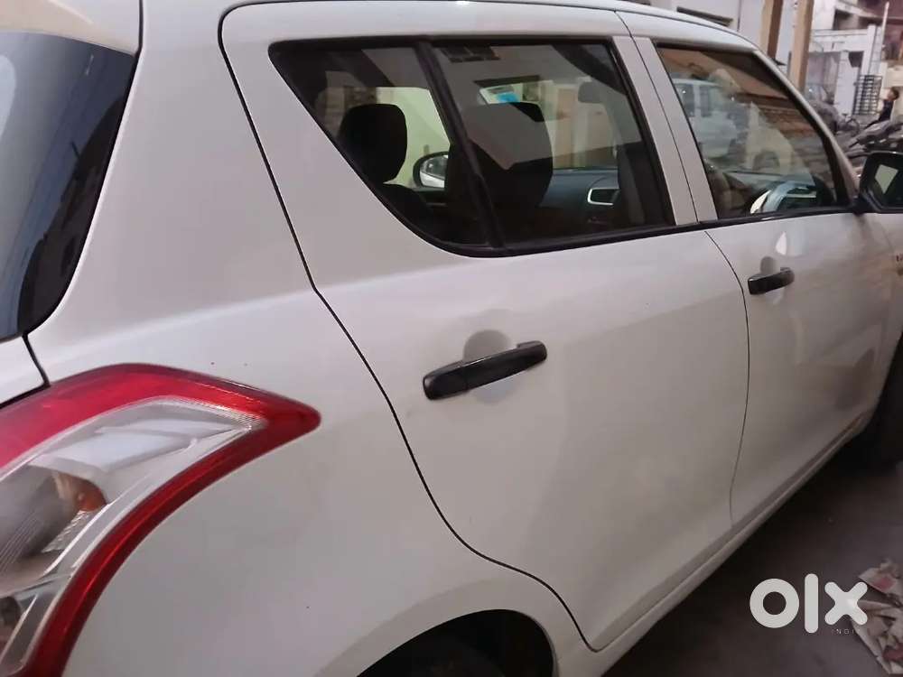 Maruti Suzuki Swift 2015 Petrol Well Maintained