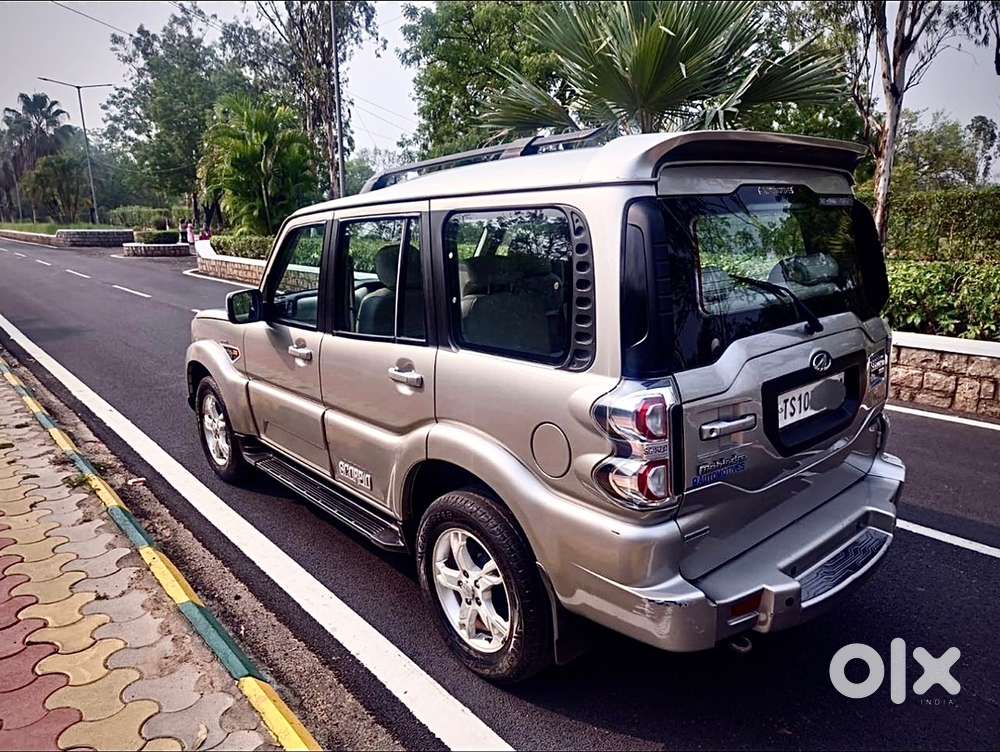 Mahindra Scorpio Diesel 2016