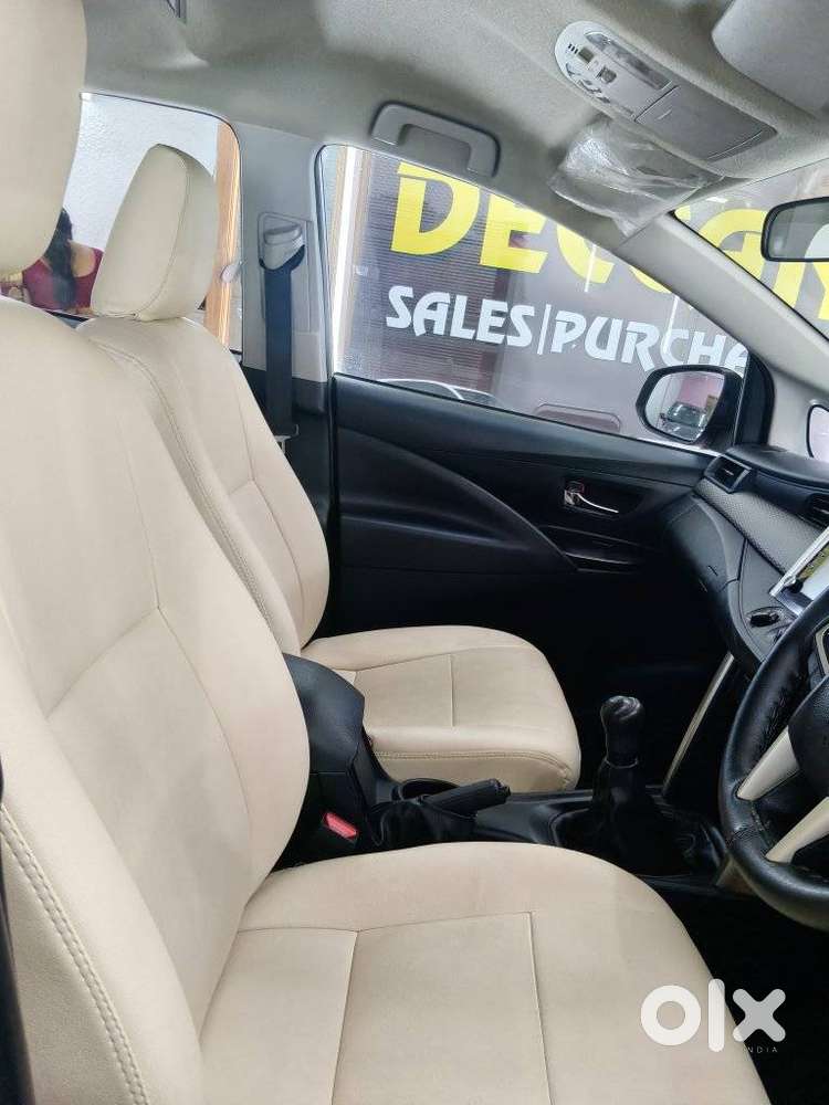 Toyota Innova Crysta 2.4 G Mt 8s, 2024, Diesel