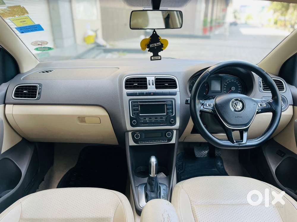 Volkswagen Vento 1.2 Tsi Highline At, 2015, Petrol