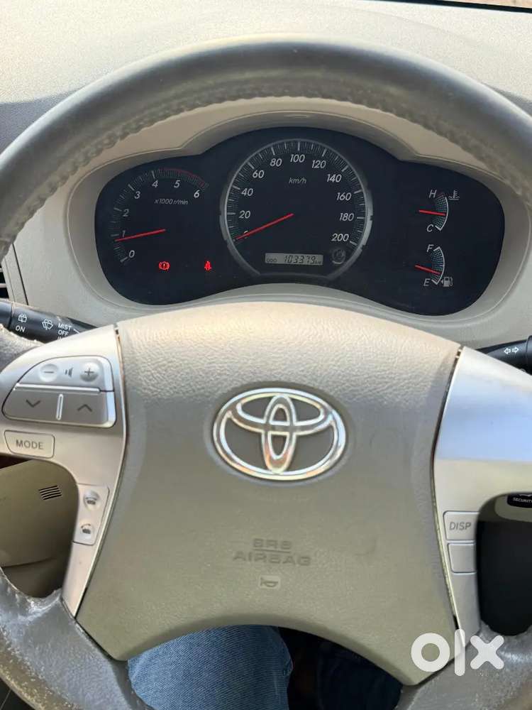 Toyota Innova Diesel 2014 Nov Urgent Sell