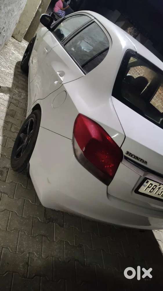 Honda Amaze 1.5 E 2013