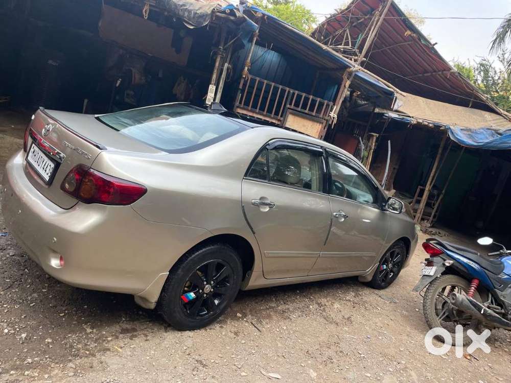 Toyota Corolla Altis 2009  Petrol+cng  Manual  Excellent Condition