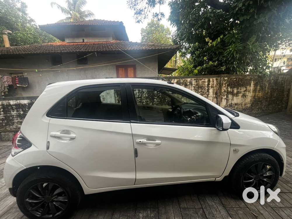 Honda Brio 2014 Petrol Well Maintained