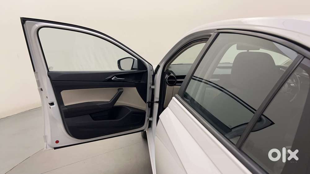 Skoda Slavia Ambition 1.0l Tsi Mt, 2022, Petrol