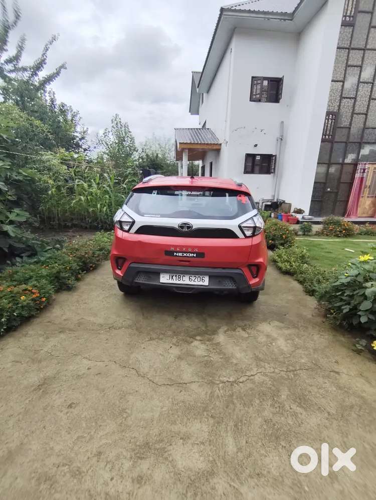 Tata Nexon 2022 Petrol