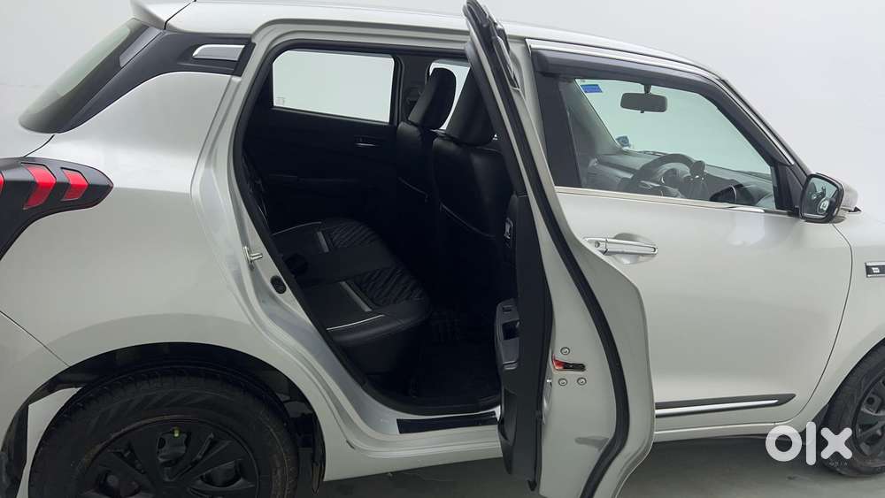 Maruti Suzuki Swift Amt Vvt Vxi, 2023, Petrol