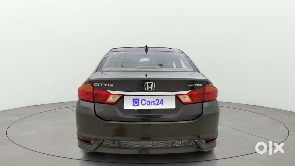 Honda City I-vtec V, 2018, Petrol