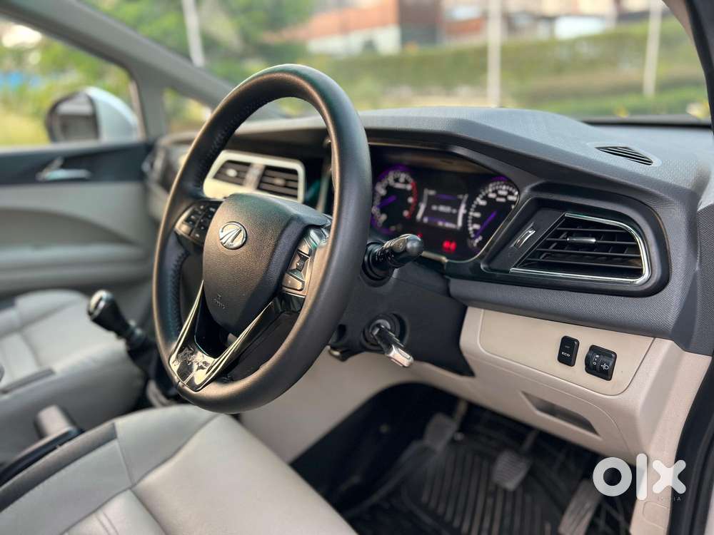 Mahindra Marazzo M6 8str, 2018, Diesel