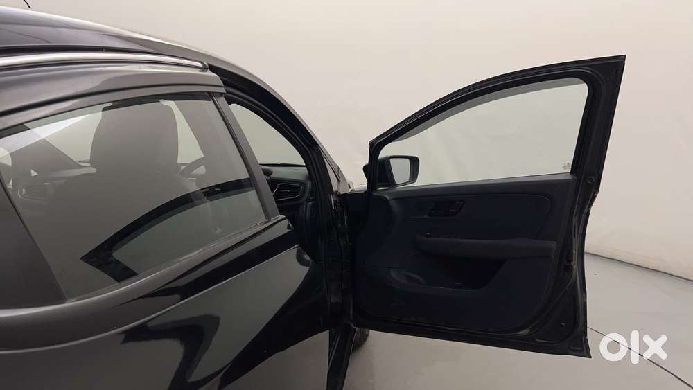 Tata Altroz 1.2 Xz Plus I-turbo Petrol Dark Edition, 2022, Petrol