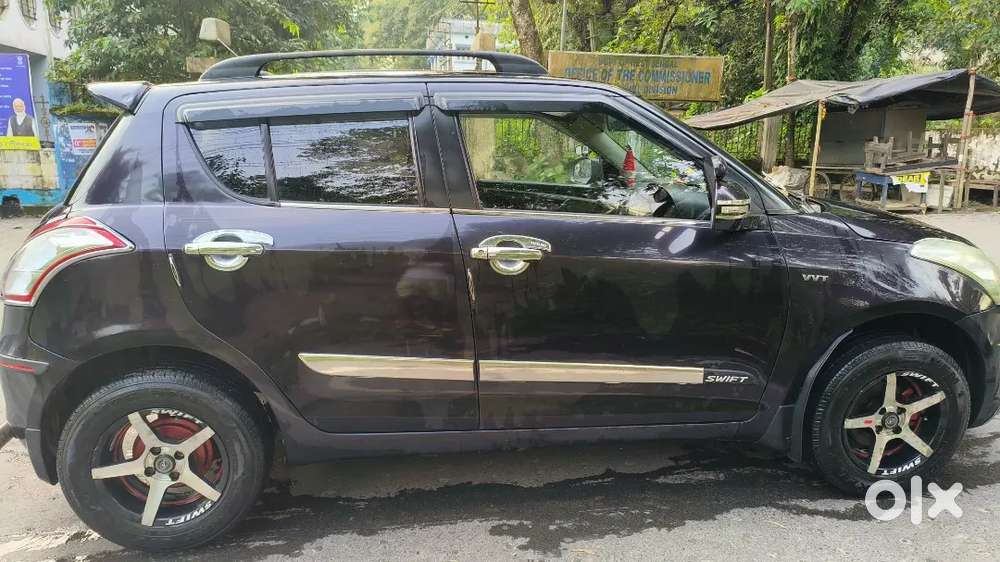 Maruti Suzuki Swift Vxi 2016