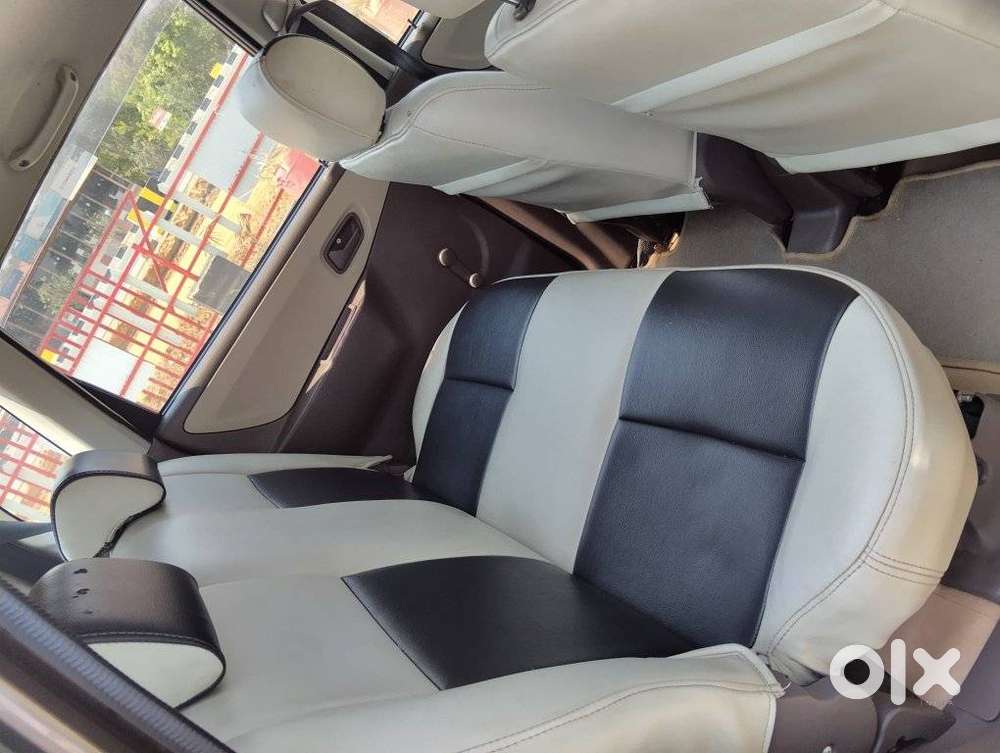 Maruti Suzuki Zen Estilo Lxi Bs Iv, 2013, Petrol