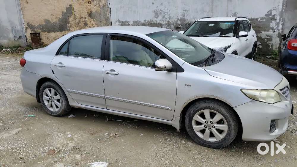 Toyota Corolla Altis 2012 Cng & Hybrids 125000 Km Driven