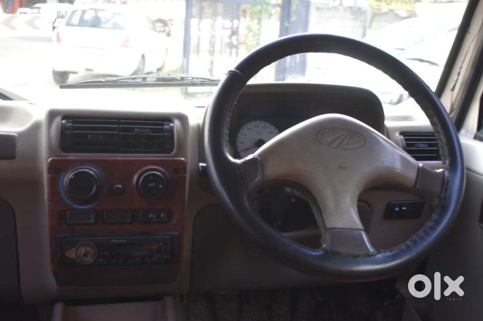 Mahindra Bolero Slx, 2010, Diesel