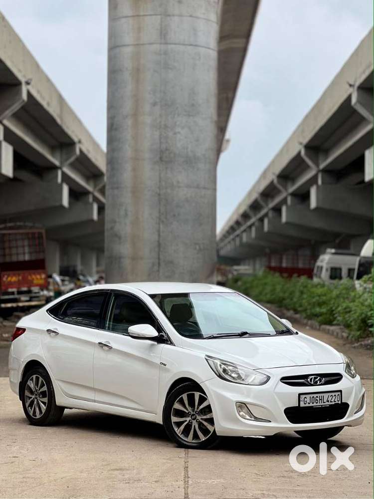 Hyundai Verna Crdi Vgt Sx 1.5, 2014, Diesel