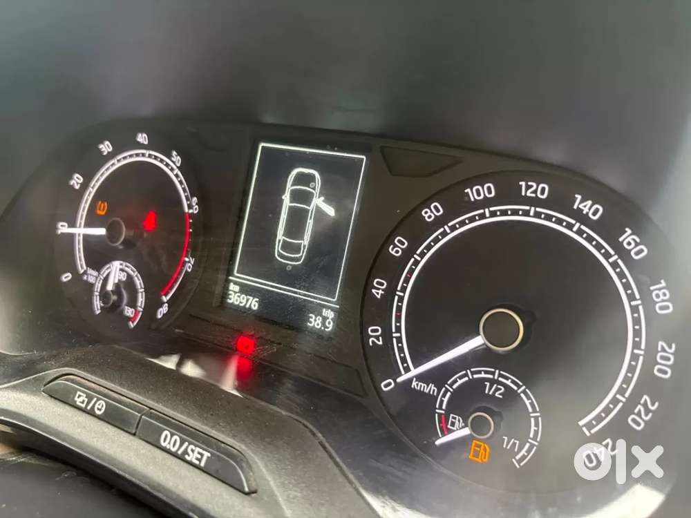 Skoda Slavia Ambition 1.0l Tsi Mt, 2023, Petrol