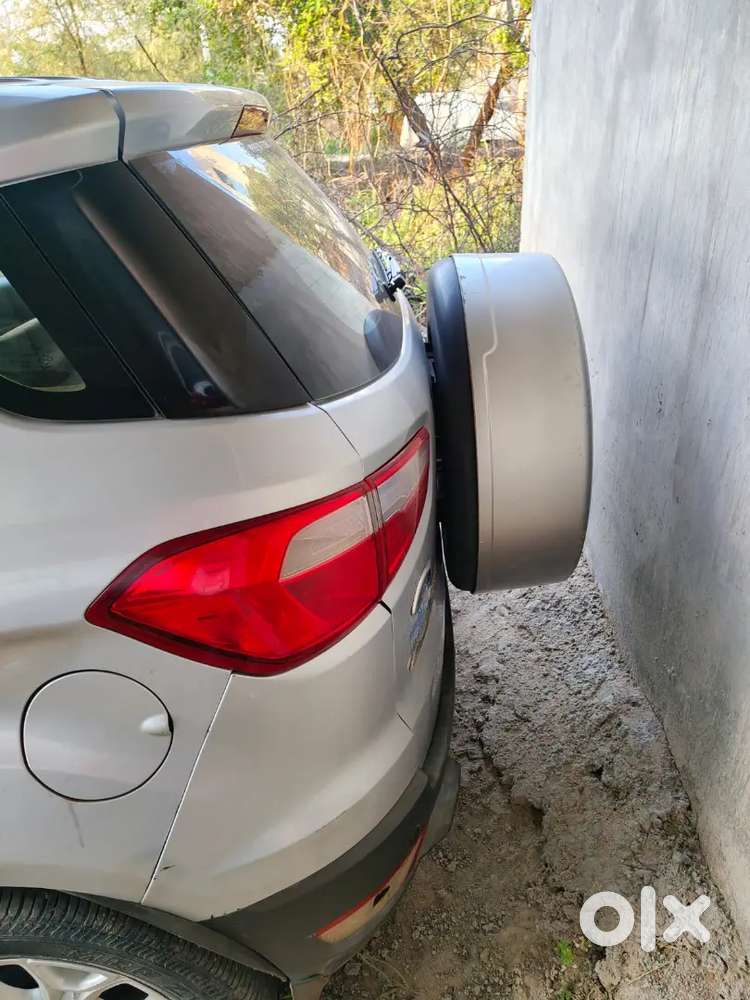 Ford Ecosport 2015 Diesel 180000 Km Driven