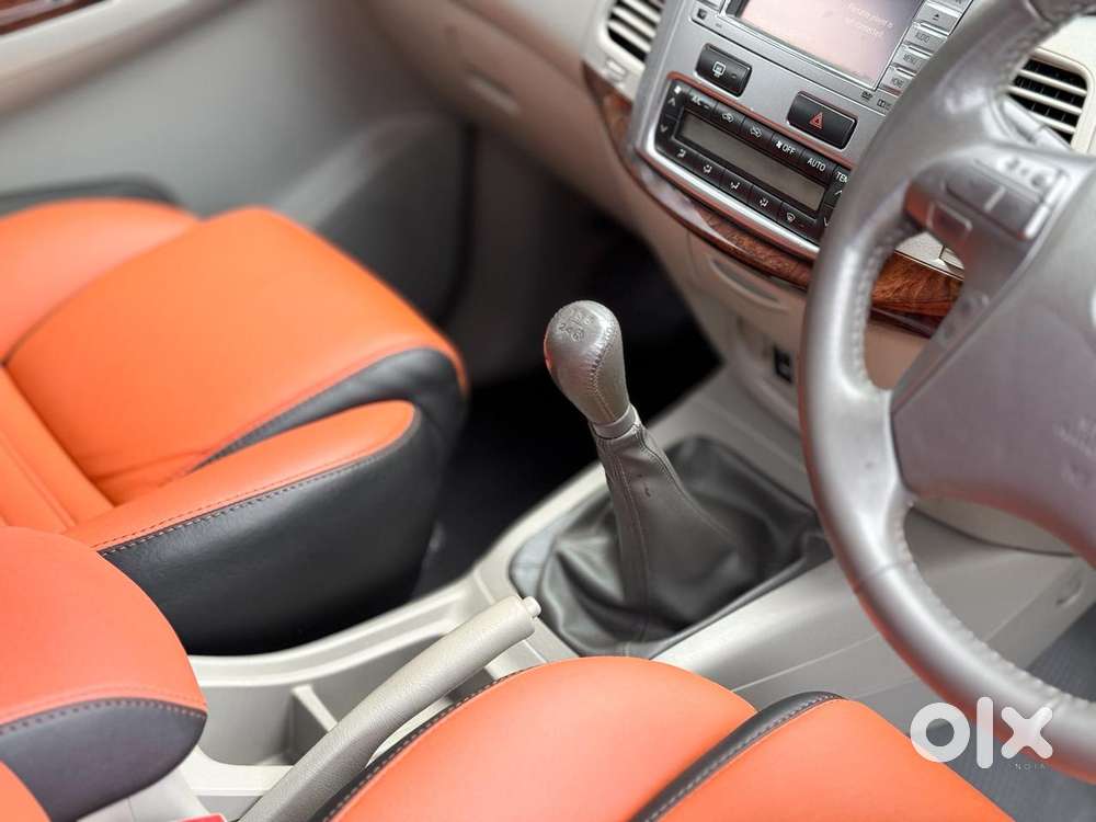 Toyota Innova 2.5 V 7 Str, 2014, Diesel